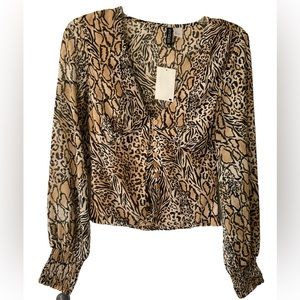 H&M Leopard Print Beige Crop Top Blouse